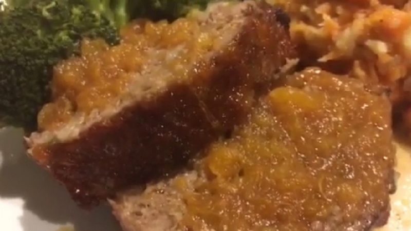 Glazed Meatloaf with Apricot Sauce