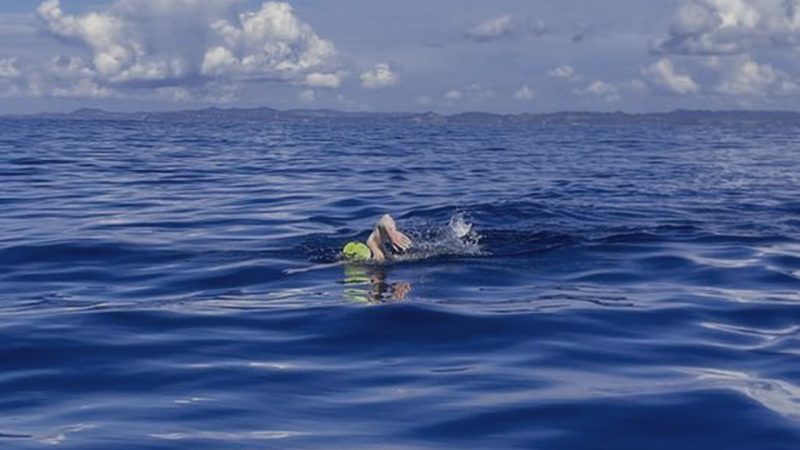 Kiwi man completes record-breaking non-stop 33-hour swim for a great cause