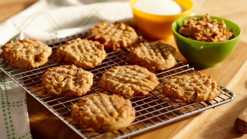 Flourless 3-ingredient peanut butter cookies are fast becoming a hit with homebakers