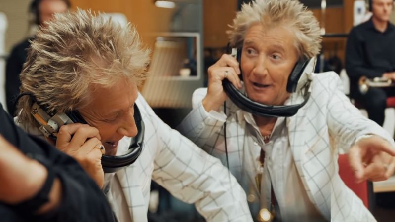 Rod Stewart's new orchestral version of 'Maggie May' wows fans around the world