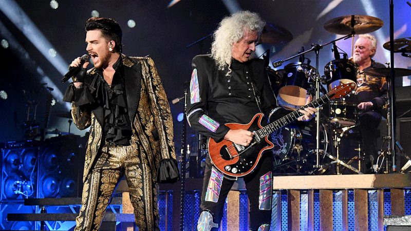 WATCH: Queen + Adam Lambert perform 'Radio Gaga' at Wellington's Sky Stadium