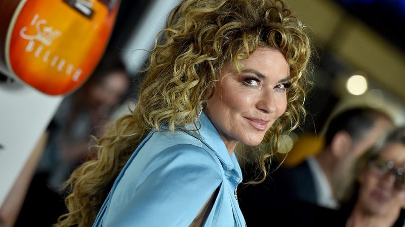 Shania Twain gets candid about ageing, admits she doesn't worry about her wrinkles
