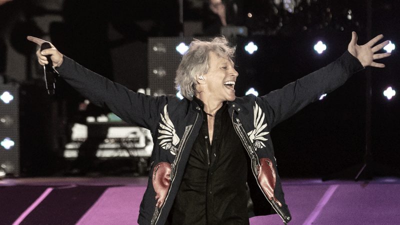 Bon Jovi announces he is performing a free livestreamed concert for fans