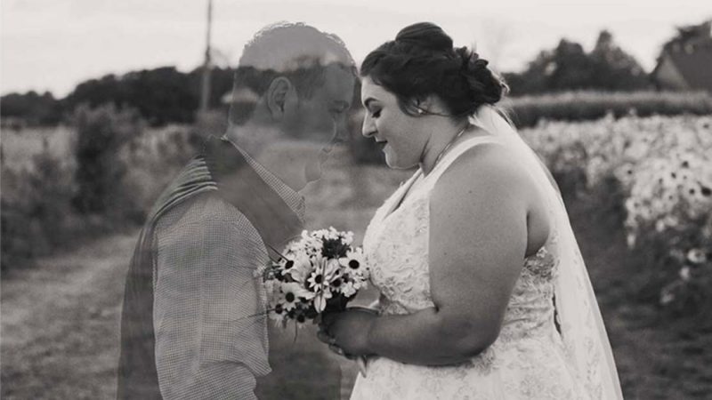 Photographer adds bride's late husband to heartbreaking wedding photos