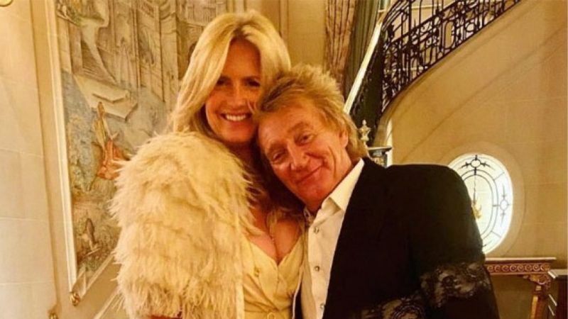 Sir Rod Stewart and wife secretly renew their wedding vows again while Down Under