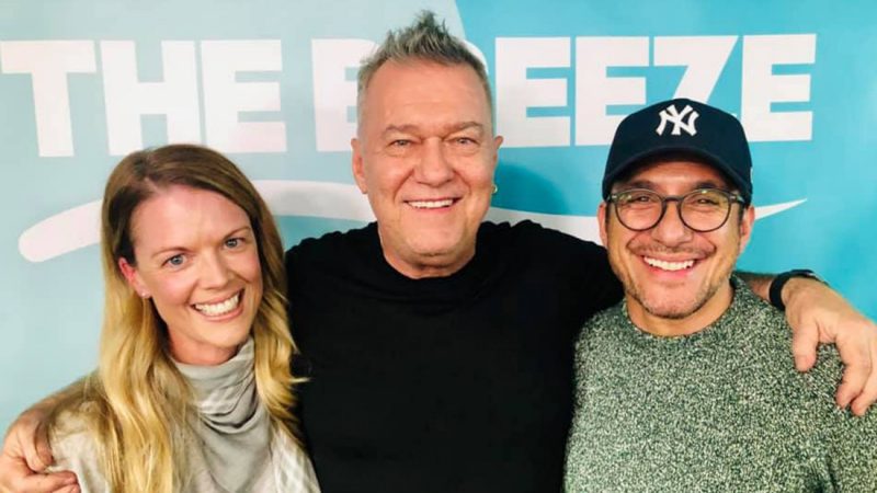 Jimmy Barnes gives Jeanette & Robert hilarious fright with his vocal warm up