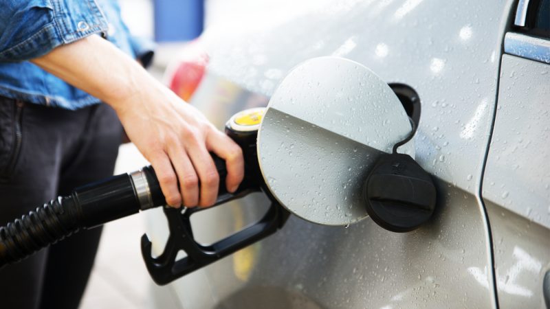 Experts share tricks to keep your petrol costs down as Kiwi fuel subsidy ends this month